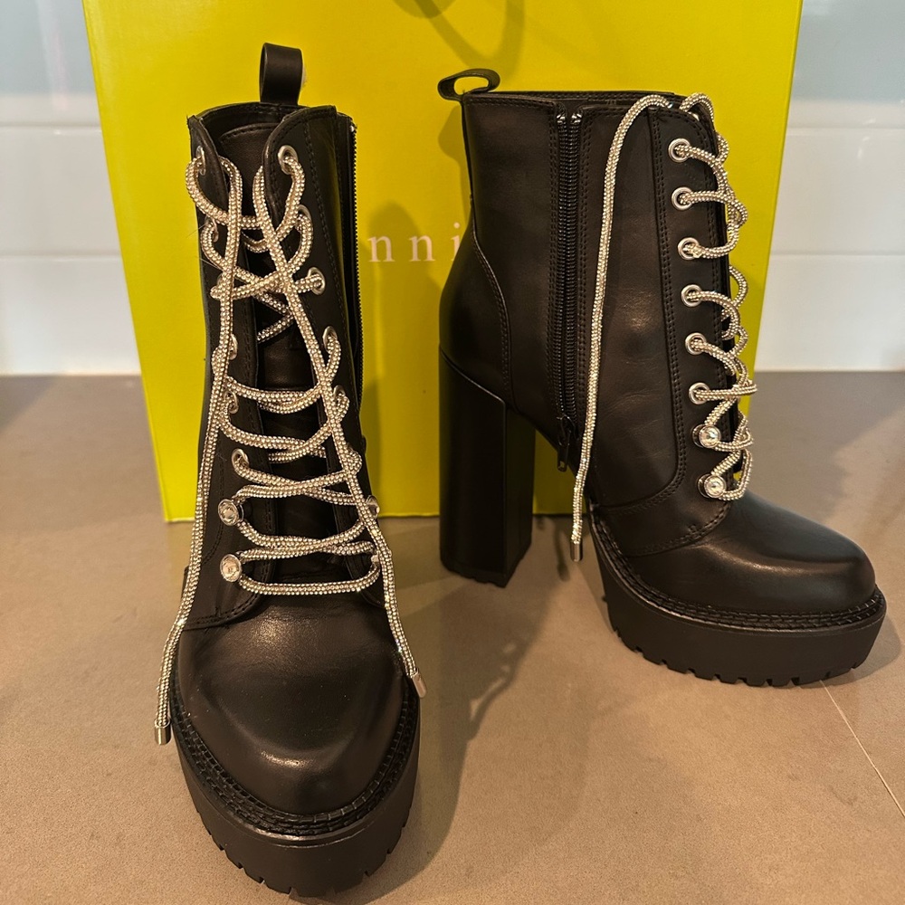 New Gianni Bini Black Lace-Up Platform Ankle Boots with Glitter Silver Laces